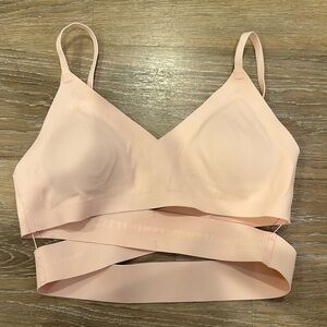 Lululemon ballet sports bra